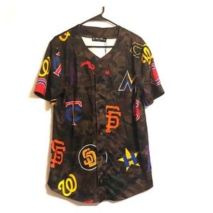 MLB Jersey (Medium) NWT